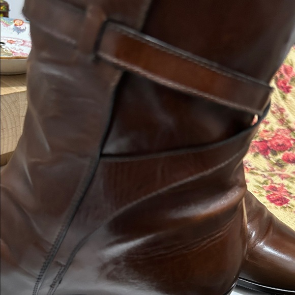 Vintage Brown Leather Boots (made in Italy) - Picture 5 of 9